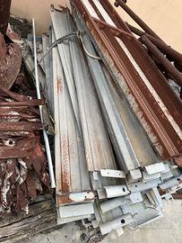 Fermapiedi per ponteggio