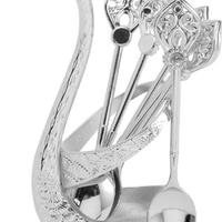 Nuovissimo. Set di cucchiai da caffè e dessert