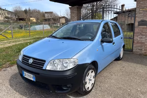 Fiat Punto benzina/metano ok NEOPATENTATI
