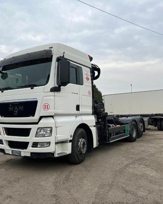 MAN MAN TGX 26.480 SCARRABILE CON GRU