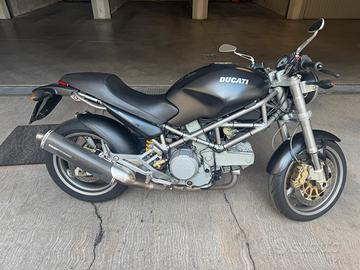 Ducati monster dark 620