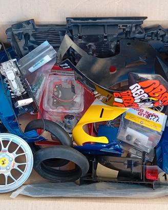 Modellini auto e moto - pezzi di ricambio