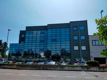 AUTORIMESSE di varie metrature (anche deposito)