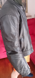 Giubbotto in pelle per moto