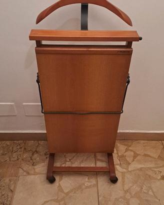 Servomuto in legno