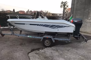 Barca motoscafo open aquamar bianco