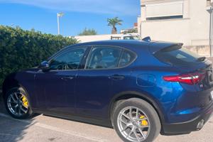 Stelvio 210 cavalli