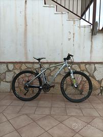 BICI MTB "GT AVALANCHE"