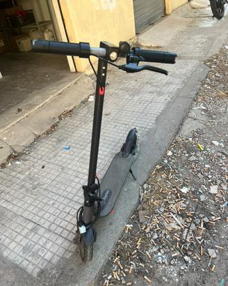 Monopattino elettrico a 150€