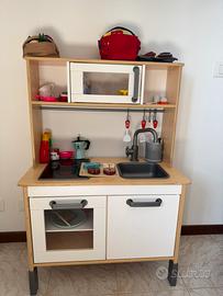 Cucina ikea con accessori
