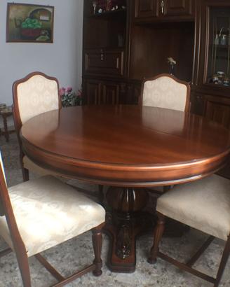Salotto classico: Tavolo tondo 4 sedie e salotto