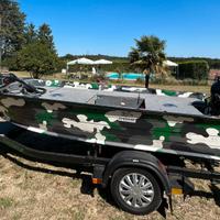 Barca lago fiume stile Bass Boat
