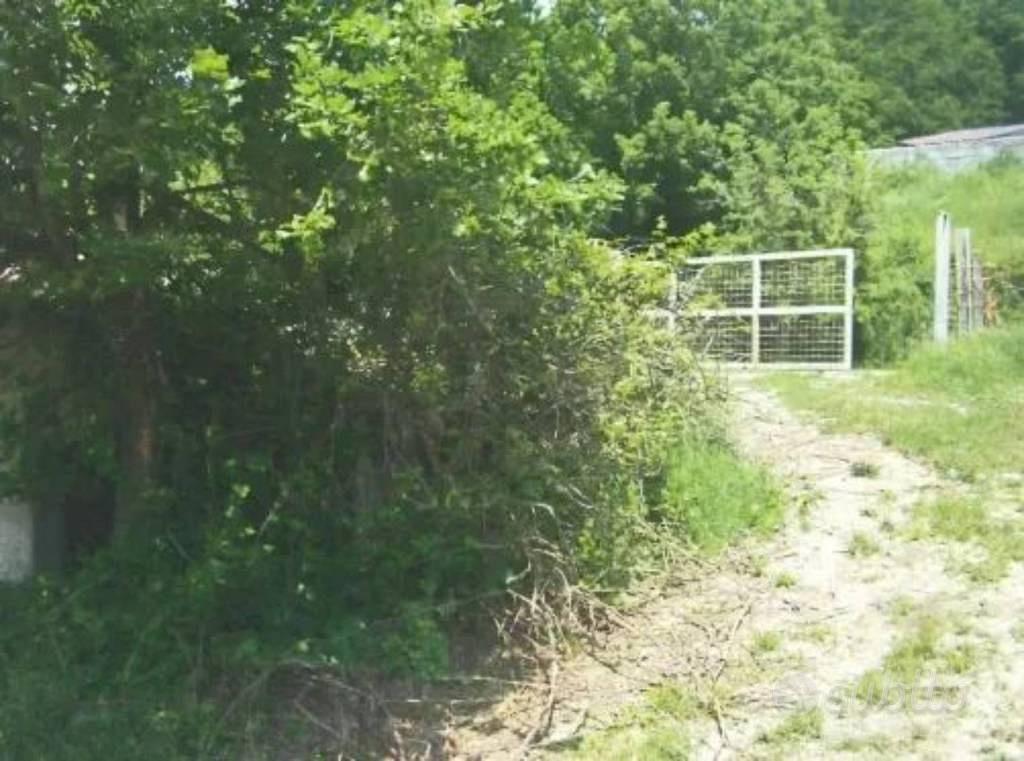 Immobile in asta di 156406 m² a Abriola - Vista 3