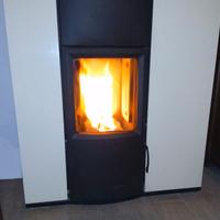 Stufa a Pellet Idro 30kW 