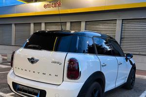 mini 1.6 cooper D countryman All4  4x4 1.6 diesel