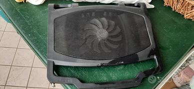 Supporto per PC portatile con ventola