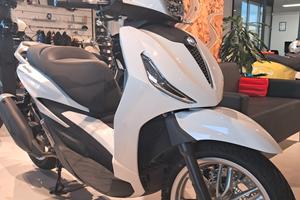Piaggio Beverly 310 + Bauletto incluso