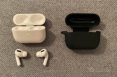 Apple: AirPods Pro Completi con Custodia in Gomma