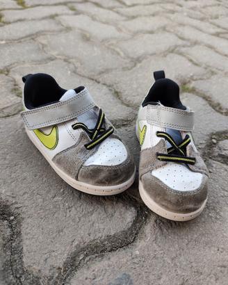 Nike baby