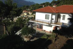 00GVM850 - ESCLUSIVA VILLA BIFAMILIARE CON VISTA M