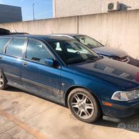 Ricambi vari Volvo V40 1.9 Benzina