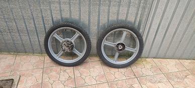 Cerchi piaggio 16"