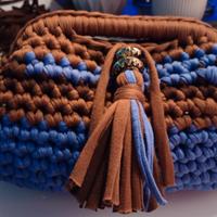 borsa in fettuccia fatta a mano 