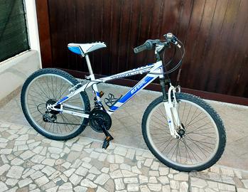 Mountain bike da bambino fino a 150cm.