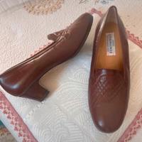 Scarpe cuoio