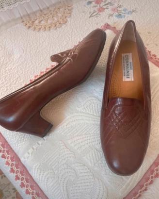 Scarpe cuoio