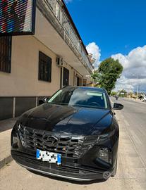 Hyundai Tucson (specifiche in descrizione)