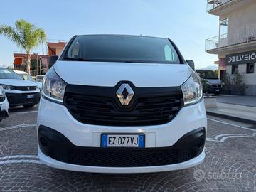 Renault Trafic 9 posti 1.6 DCI 115 cv Passo Lungo