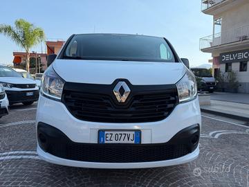 Renault Trafic 9 posti 1.6 DCI 115 cv Passo Lungo
