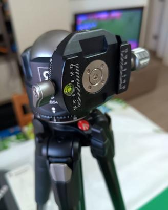 Treppiede Manfrotto MT290XTA3 + Testa ARTCISE XB54