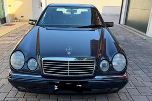 MERCEDES-BENZ E250