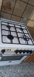 cucina e forno a gas
