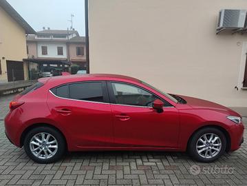 Mazda 3 Sky Active Evolve 1.5 benzina 