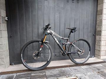 Bicicletta mtb muscolare Cube