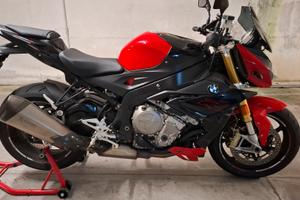 bmw s1000R