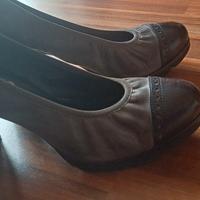 Eleganti scarpe con tacco