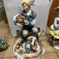 Statue in porcellana