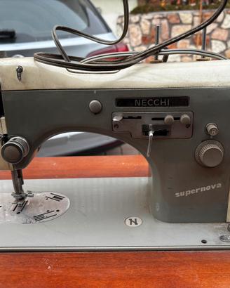 Necchi Supernova originale anni ’60 con mobile