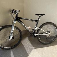 MTB Full Suspension Merida