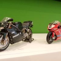 Ducati Minichamps 996 Matrix e Desmosedici