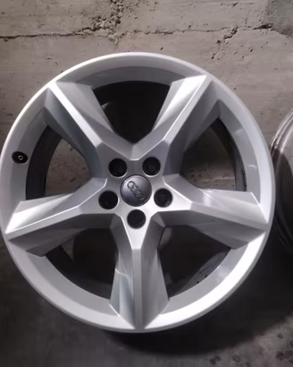 Cerchi AUDI 19 made in Germany a4 5 6 7 8 q5 7 8