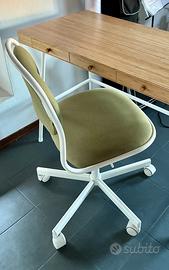 Sedia girevole da scrivania verde salvia