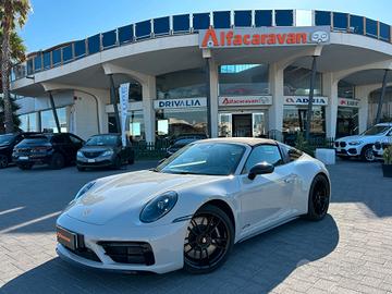 Porsche 992 911 Targa 3.0 4 GTS auto
