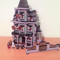 LEGO collezionisti 10228 HUNTED HOUSE