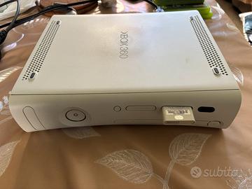 Xbox 360 Arcade con giochi