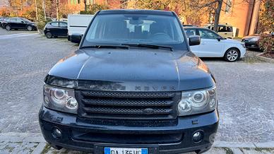 Range rover sport hse.